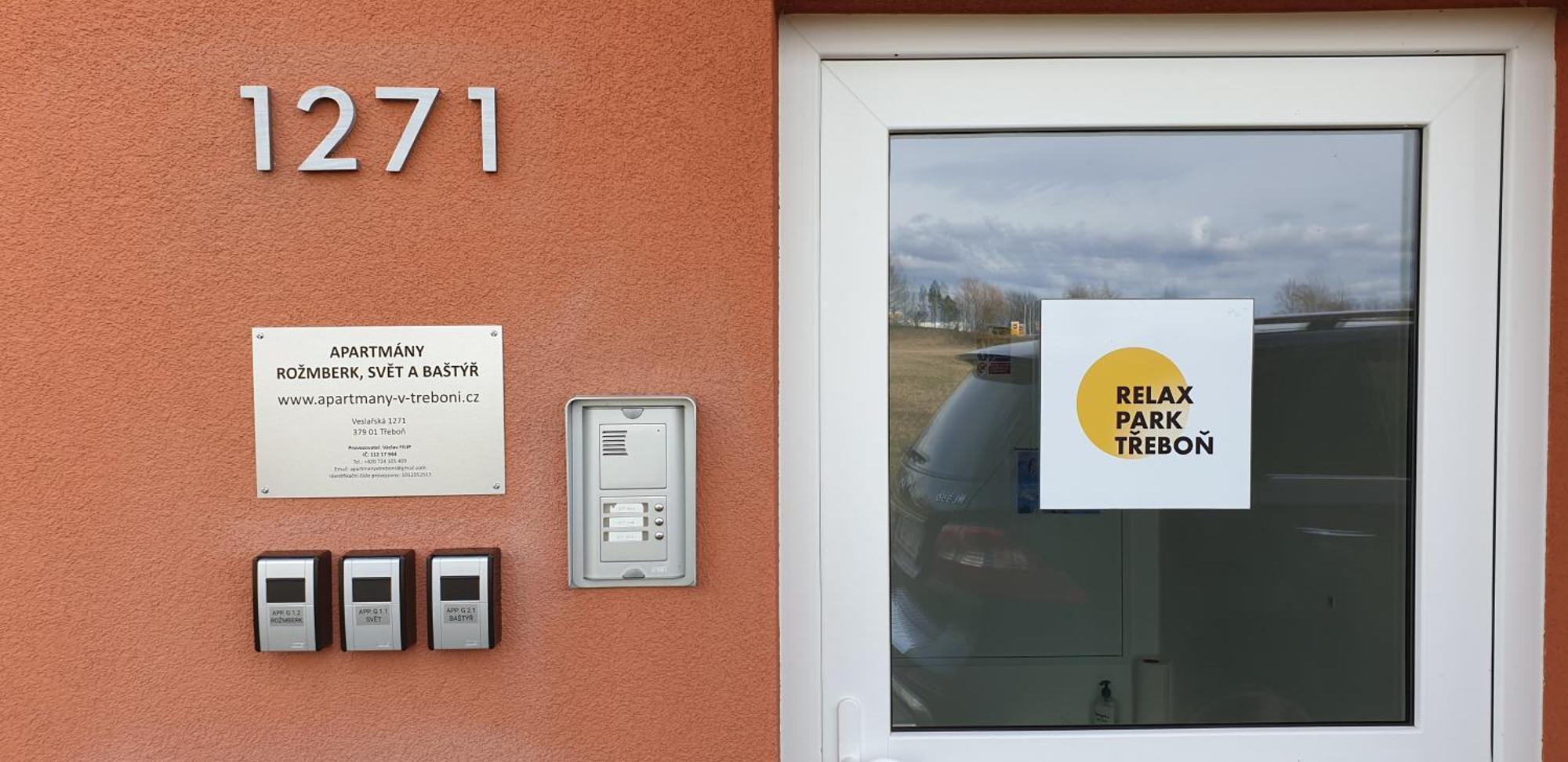 Ubytovani Trebon - Apartmany Rozmberk, Svet A Bastyr Exteriör bild
