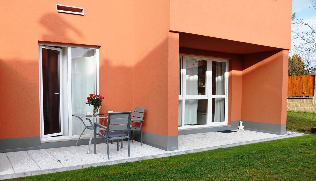 Ubytovani Trebon - Apartmany Rozmberk, Svet A Bastyr Exteriör bild